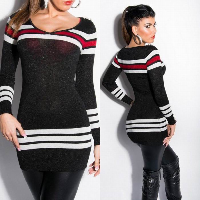 Delicious long knit sweater with slim fit